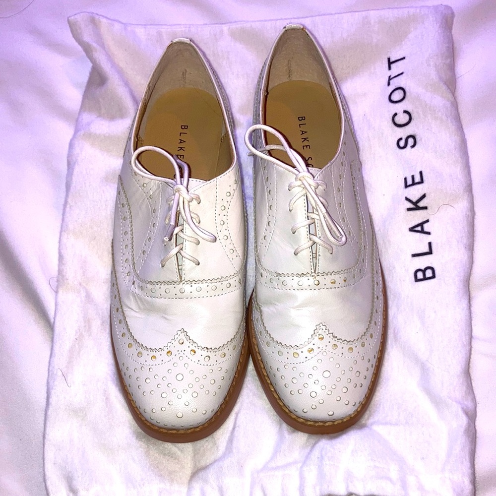 Blake Scott cream leather Wingtip loafers NWOT